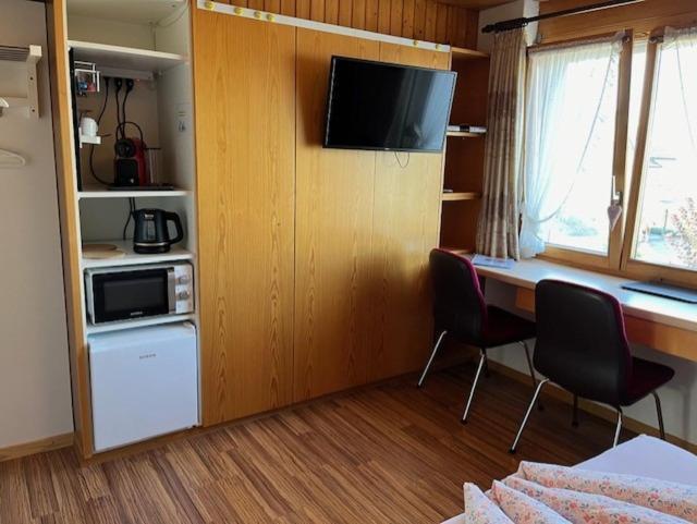 Ruhige Zimmer Im Gruenen Und Studio Im Naherholungsgebiet Sigigen Bagian luar foto