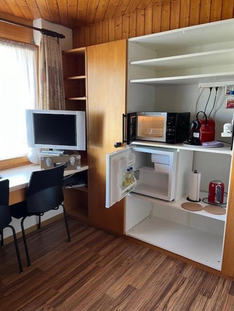 Ruhige Zimmer Im Gruenen Und Studio Im Naherholungsgebiet Sigigen Bagian luar foto